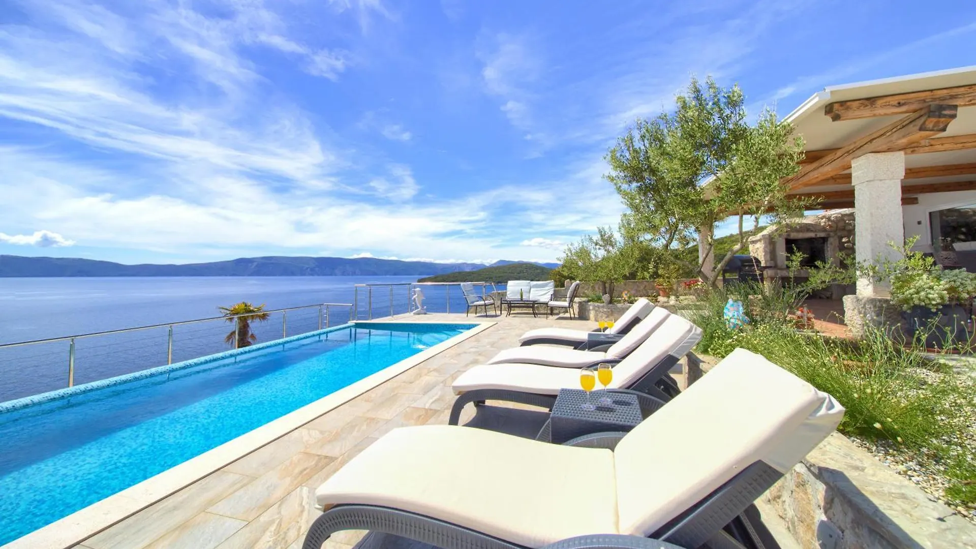 Villa Natura - Infinity Pool, Magical Nature And View, Complete Privacy - By Traveler Tourist Agency Id 2136 Krk Town 0*,