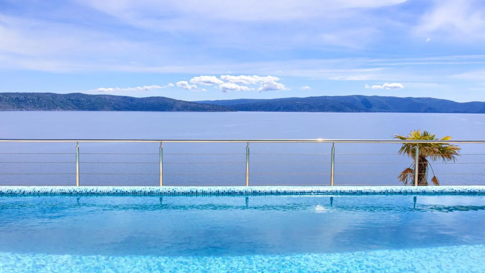 Villa Natura - Infinity Pool, Magical Nature And View, Complete Privacy - By Traveler Tourist Agency Id 2136 Krk Town